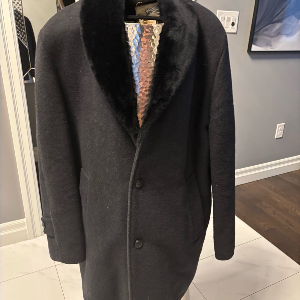 Men’s vintage 1950s winter coat
Rare madmen 1950s rare pristine